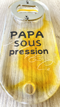 Décapsuleur jaune solaire en résine idée cadeau humour Fête des Pères Papa sous pression.