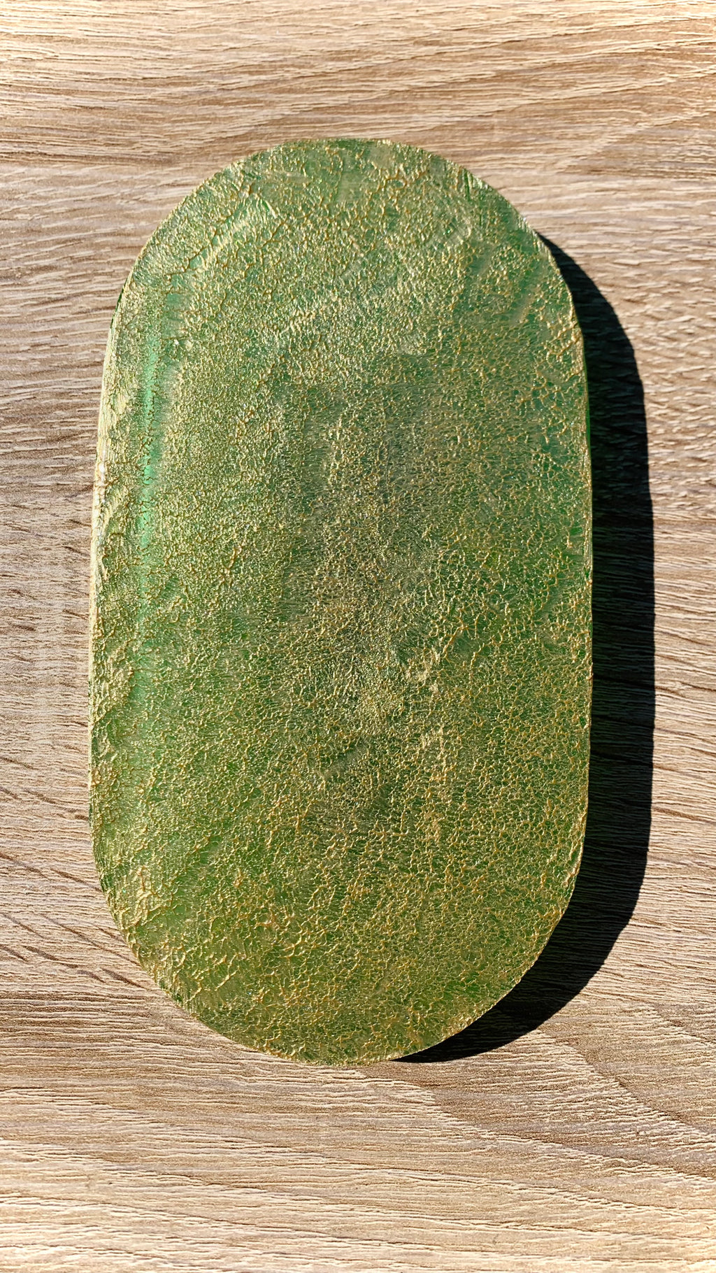 dos vide-poches résine effet dabbing doré artisanal.