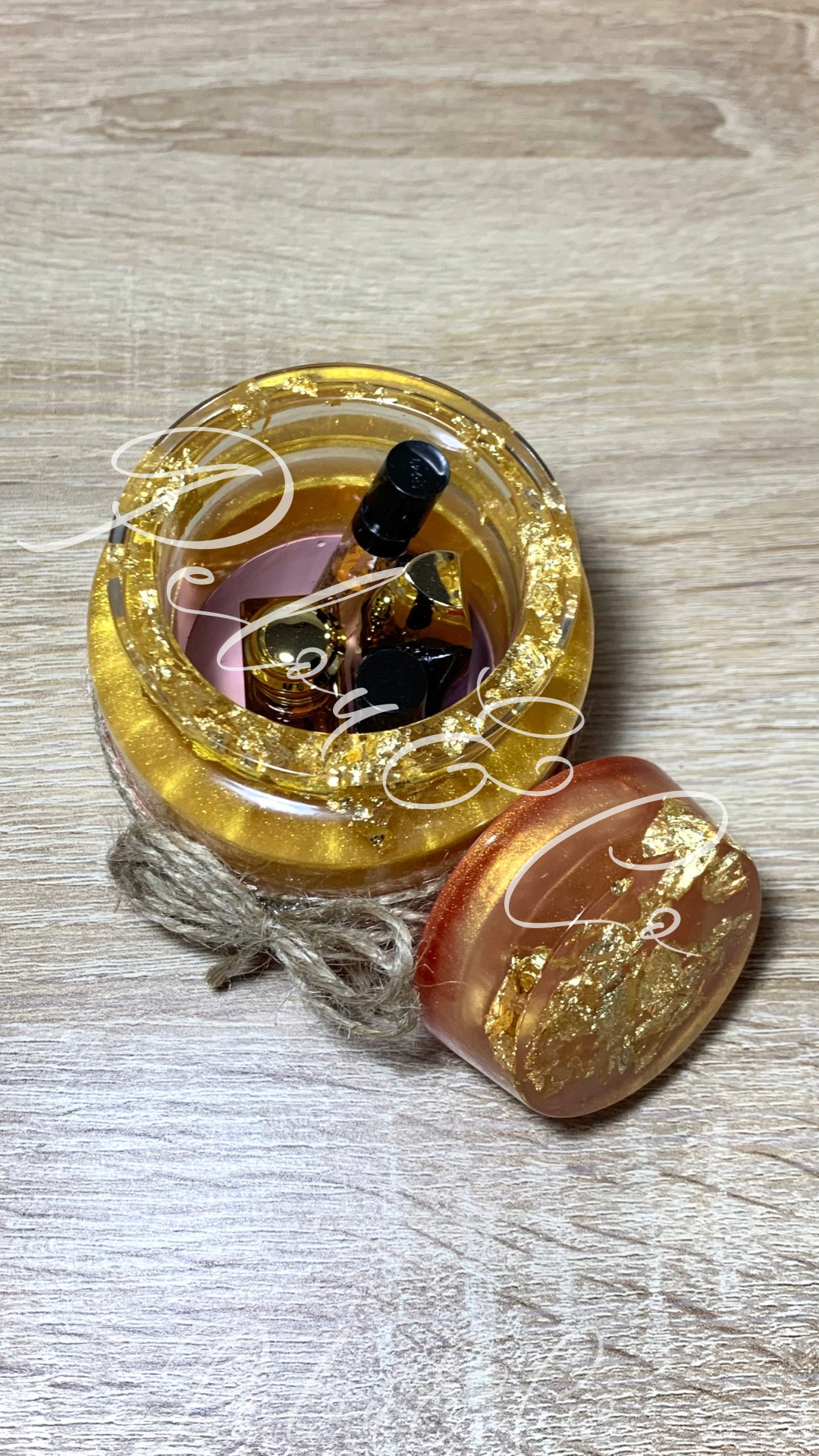 Pot décoratif rouge avec ficelle et nœud en jute Pelou&Co