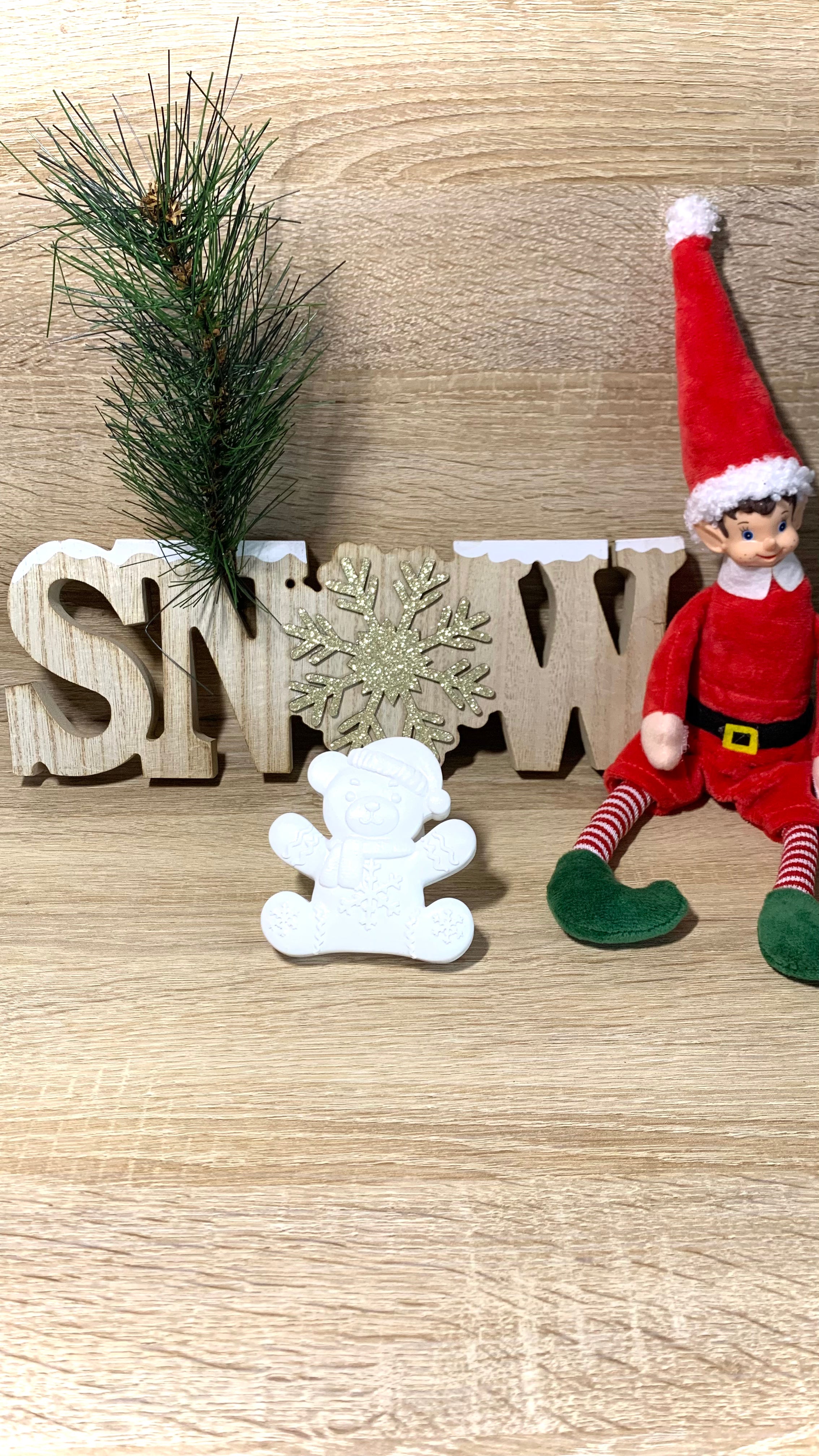 Décoration ourson blanc en résine minérale — Collection Noël Pelou&Co