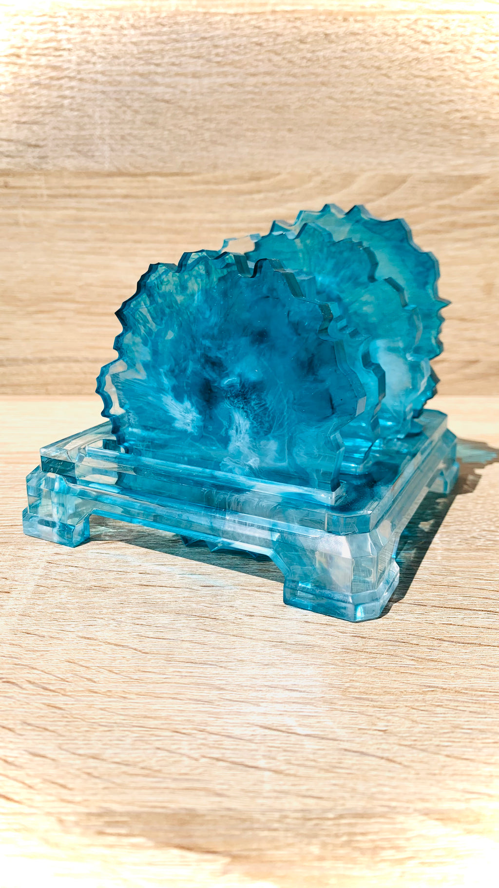 Dessous de verres et son support en résine, bleu et blanc, fait main en Corse