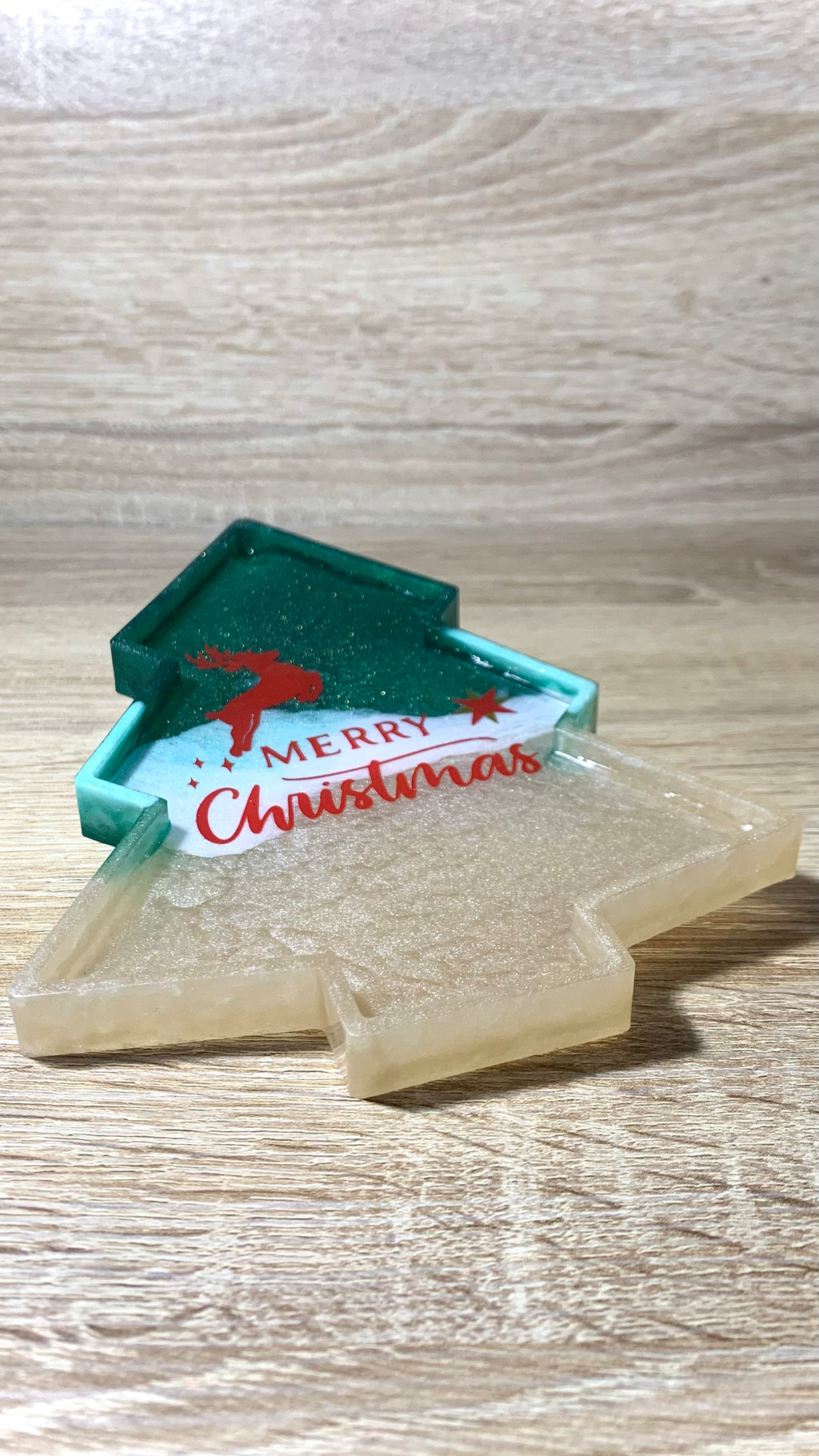 Petit plateau sapin Noël, vert et bleu en résine époxy motif UV Pelou&Co