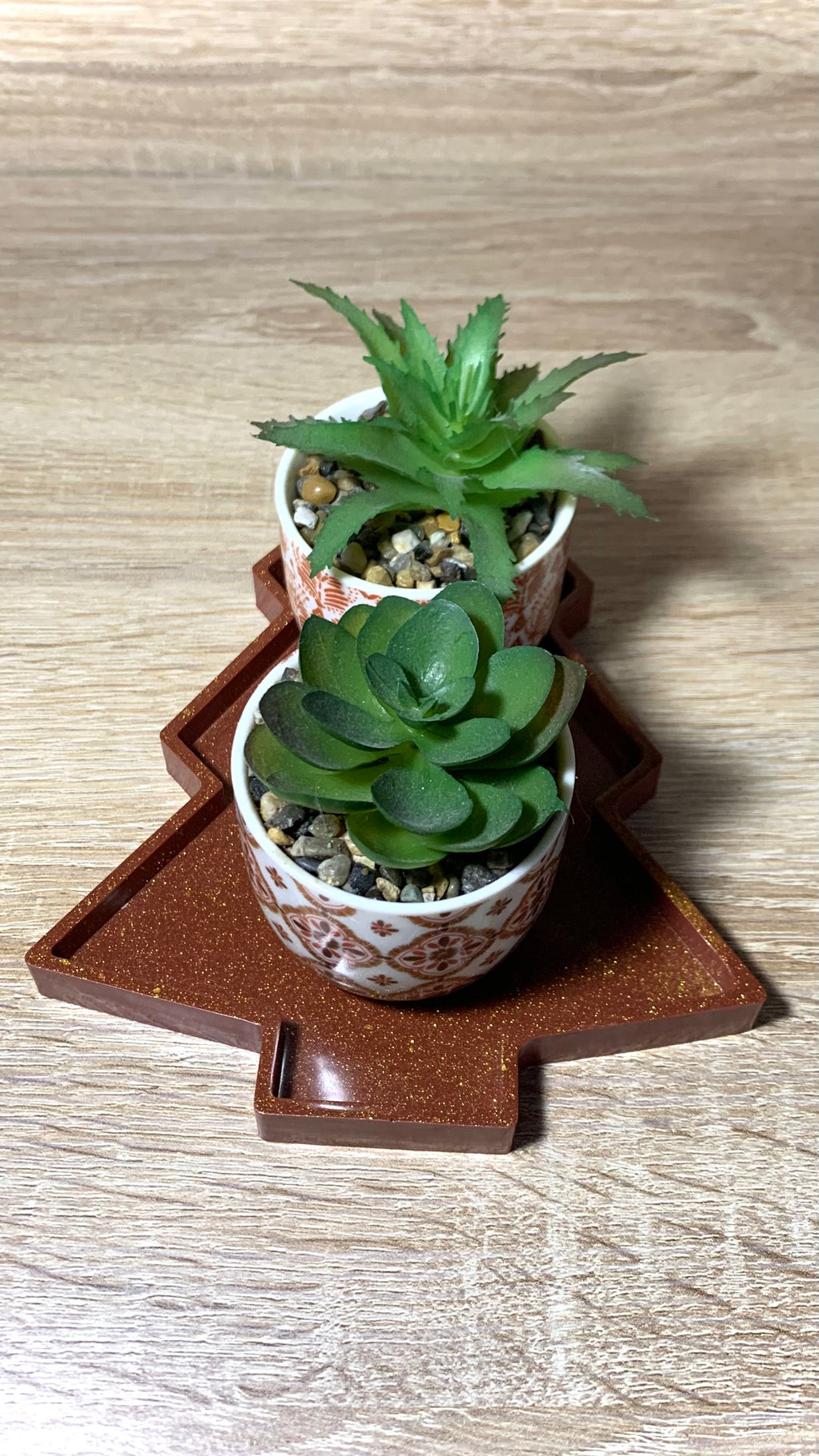 Plateau sapin décoratif rouge pailleté or Pelou&Co