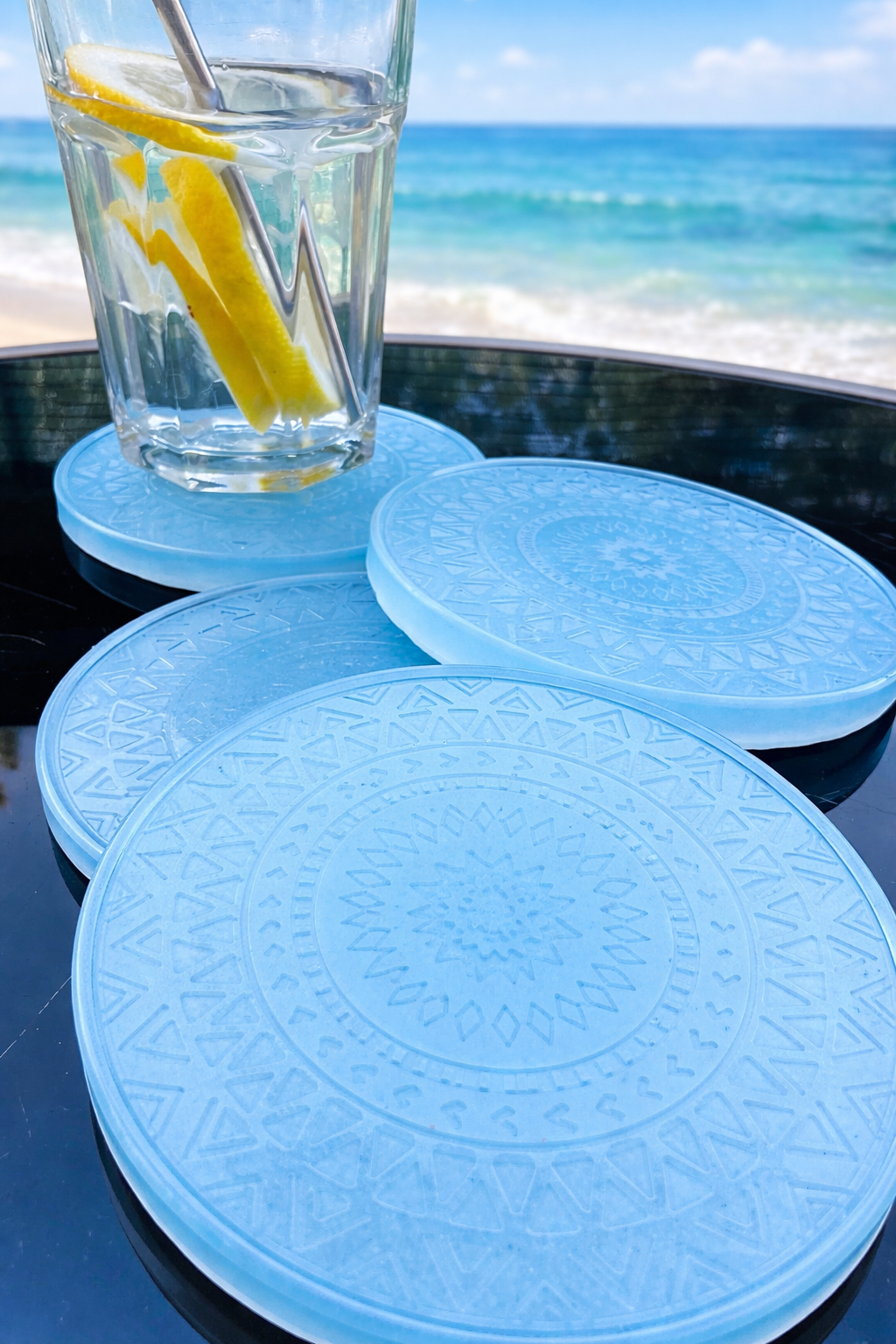 Dessous de verres résine bleu effet mer artisanaux