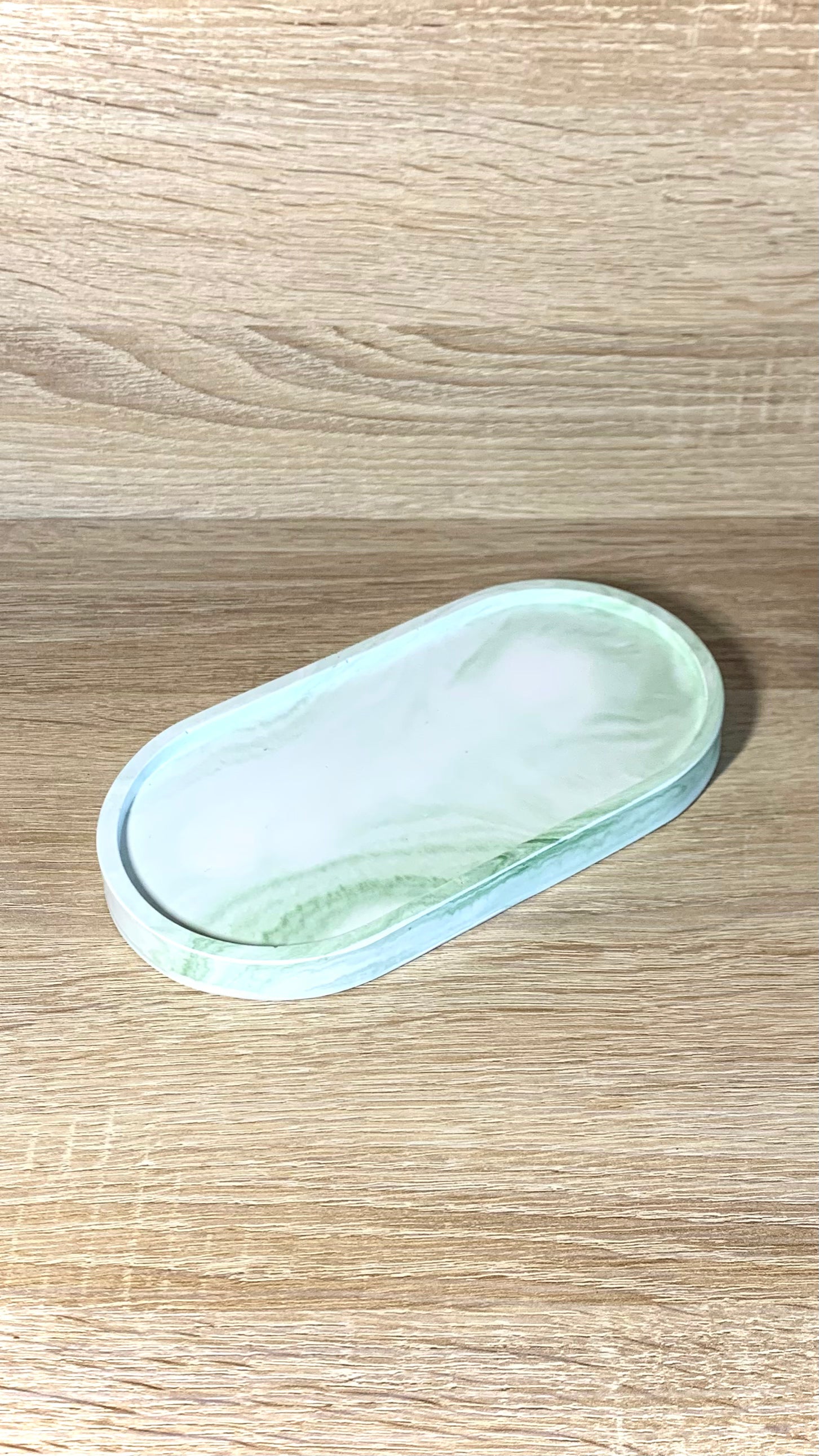 Vide-poches en résine minérale blanc et vert effet marbré _ Décoration méditerranéenne